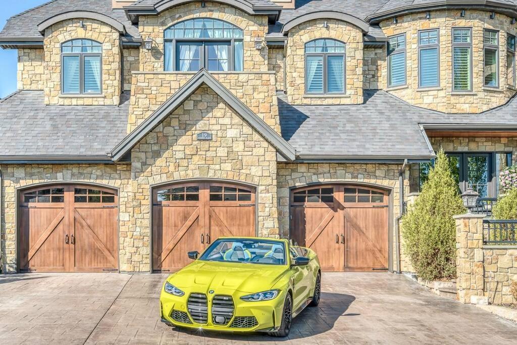 French Chateau W/Swim Spa & Theatre: 11,700 Sqft YYC Exteriér fotografie